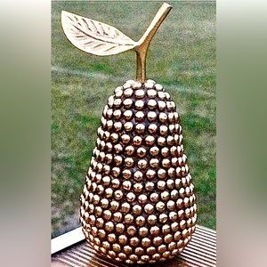 Vintage Mid Century Decorative Bronze Brass Hobnail Studded Metal Figural Pear